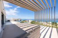 Luksuzan penthouse sa pogledom na more