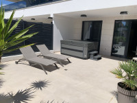 Luksuzan stan u novogradnji kod marine Borik