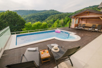Luksuzna kuća 250 m2 s bazenom uz Park prirode Medvednica