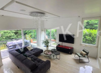 6-SOBNA LUKSUZNA KUĆA U REMETAMA S BAZENOM I 2 LIFTA