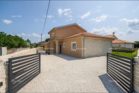 Luksuzna, potpuno namještena istarska vila s studio apartmanom, bazeno
