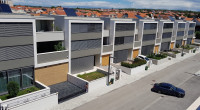 Luksuzna potpuno namještena moderna kuća u nizu Zadar 338 m2 (224 m2)