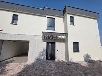 Medulin, Luksuzna vila, 1km od mora – bazen, tri spavaće sobe i vrhuns