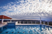 Luksuzna vila s bazenom s panoramskim pogledom na Split
