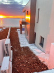 Luksuzna vila prvi red uz more- wellness, garaža, bazen