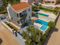 Luksuzna villa s bazenom, Sukošan