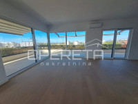 Luksuzni dvoetažni penthouse u Velikoj Gorici – privatni ulaz liftom u