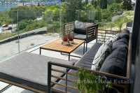 Luksuzni stan s pogledom na more