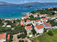 LUMBARDA, KORČULA – Mediteranska kuća s panoramskim pogledom na more i