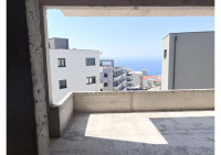 Makarska – dvosoban stan u novogradnji s liftom i garažom
