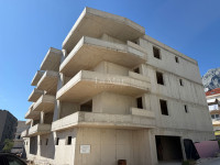 MAKARSKA- moderna novogradnja na odličnoj lokaciji - S5-ZD  II. kat -