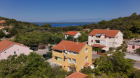 Mali Lošinj, Ćunski - Kuća s 4 apartmana