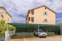 MALINSKA - Dvosobni apartman na drugom katu