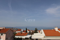 Malinska -Penthouse sa terasom i pogledom na Riječki zaljev