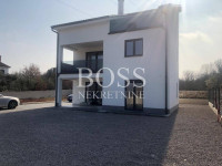 Malinska, samostojeća kuća 193m2, okućnica 800m2