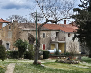 MARČANA, SAMOSTOJEĆA KUĆA SA OKUĆNICOM!