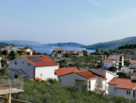 MARINA - kuća sa 4 apartmana i predivnim pogledom na more