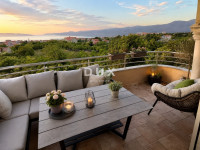 Marinići, trosoban stan, 105 m, balkon, pogled na more