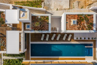 MARUŠIĆI | LUKSUZNA WELLNESS VILA S 3 SUITEA, GRIJANIM BAZENOM, LIFTOM