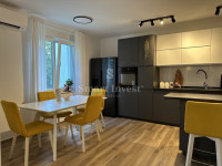 MATULJI, odličan stan 2S+DB u novogradnji, 2 parkirna mjesta