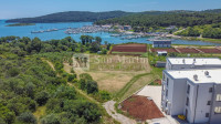 Medulin - građevinsko zemljište na 100m od mora!