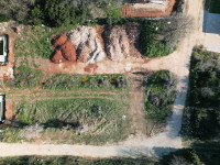 Medulin – građevinsko zemljište 600 m², 900 m od mora