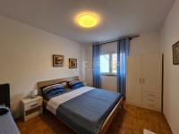 Medulin, obiteljska kuća s 3 apartmana
