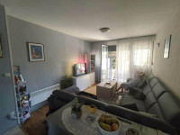 Mertojak 75 m2 + 35 m2 vrta, mala zgrada, mirna lokacija