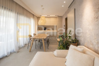Moderan luksuzni stan s velikom terasom i bazenom, Brodarica, 125 m2