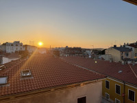 Moderan i potpuno namješten stan 67 m² – Centar Pule