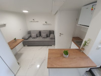 Slatka garsonijera na  trešnjevci