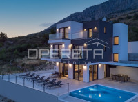 Izolirana vila s vrhunskim panoramskim pogledom na more, Omiš