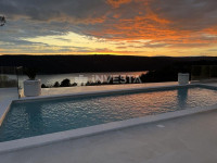 Moderna vila sa panoramskim pogledom na more