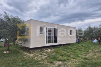 Montažna kućica na prodaju - Debeljak