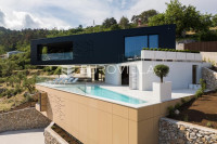 Mošćenička Draga, Mošćenice, jedinstvena vila spoj prirode i doma s pa