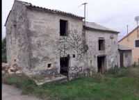 MOTOVUN - Istra - kamena kuća sa zemljištem