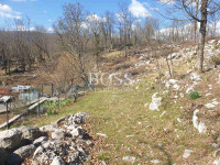 Mučići, građevinski teren 1995m2, 100.000 eur/kn