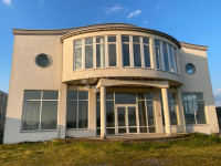 Najam-izuzetna hala 1350 m2u Sl.Brodu!