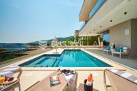 Trogir - Marina, luksuzna vila s vanjskim,  grijanim bazenom