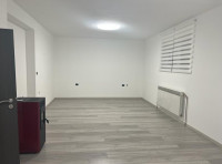 Najam poslovnog prostora 80 m2 u kući - Remetinec Blato Lanište