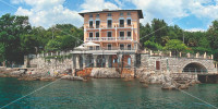 Opatija, riviera - Stan u povijesnoj vili, prvi red do mora