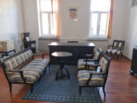 NAJAM Stan: Osijek, centar grada, 137.00 m2
