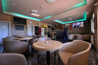 Namješten poslovni prostor (caffe bar), 83.07 m², Soblinec