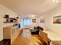 Namješten stan s garažom u novijoj zgradi, uz jezero Jarun