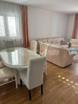Neslanovac, smještaj za radnike, dvosobni stan 80 m2