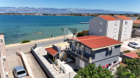 NIN - Apartmanska kuća 1. red do mora - 240m2