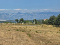 NIN - građevinsko zemljište 1023 m2