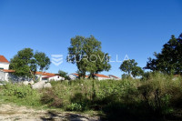 Krk, Njivice, građevinsko zemljište s projektom i građevinskom dozvolo