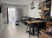 NOVALJA – 100 m OD MORA, BAZEN I 2 APARTMANA!