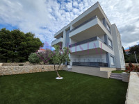 Novalja,novogradnja, 3-s 2.kat 75m2,pogled na more